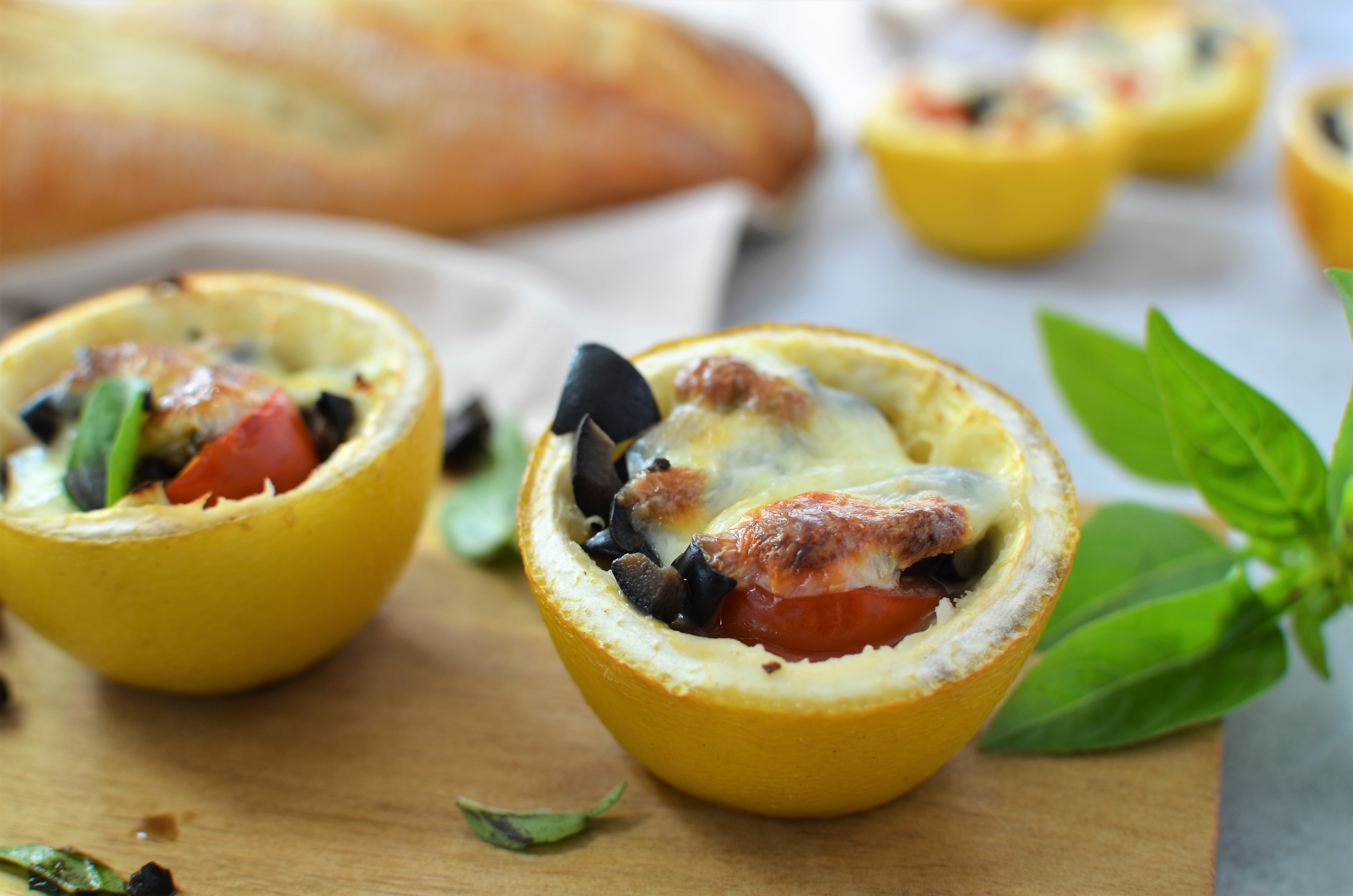 Rezept: Gefüllte Zitronen mit Mozzarella, Tomaten und Oliven